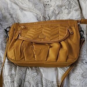 Gold/yellow Lug Purse